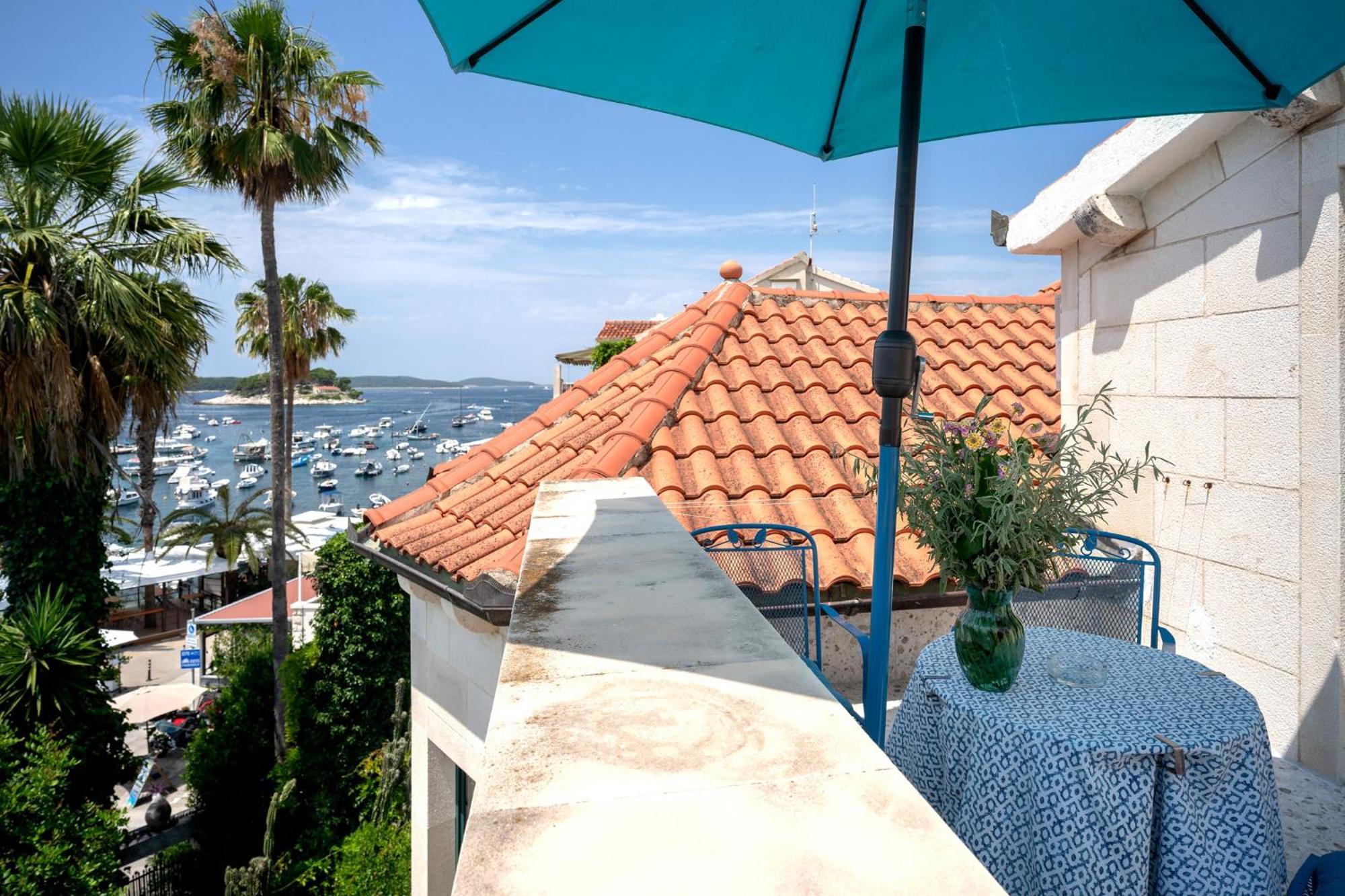 Apartments Villa Domus Marini Хвар Номер фото